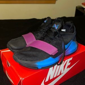 PAUL GEORGE SIZE 14!! REALLY GOOD CONDITION!!